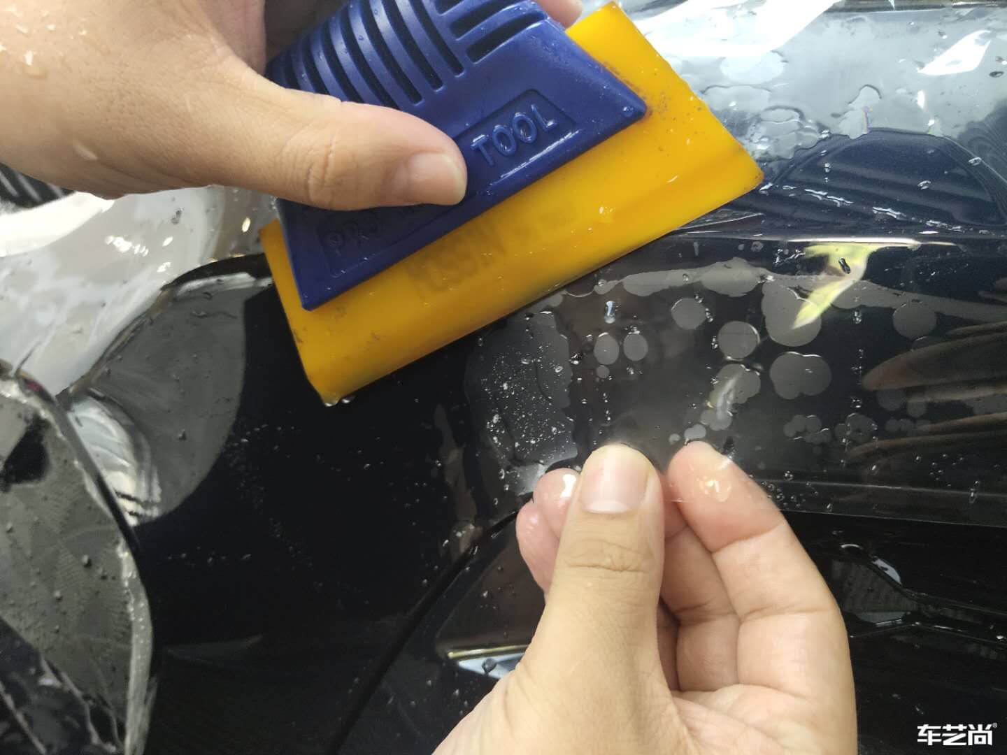 宝马X3施工威固隐形车衣，装贴流程展示（5）