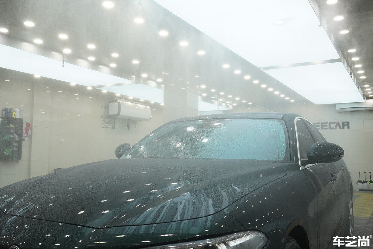 阿尔法罗密欧施工威固隐形车衣流程展示（2）