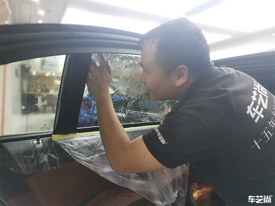 宝马7系装贴威固V70+K35，施工流程展示（9）