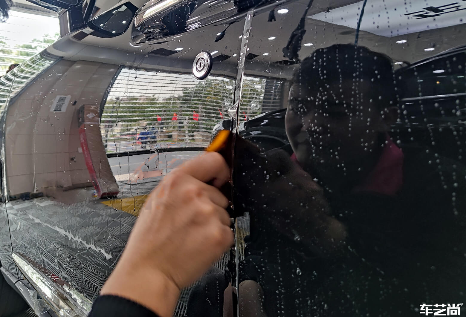 劳斯莱斯库里南在车艺尚杭州旗舰店施工流程展示（9）