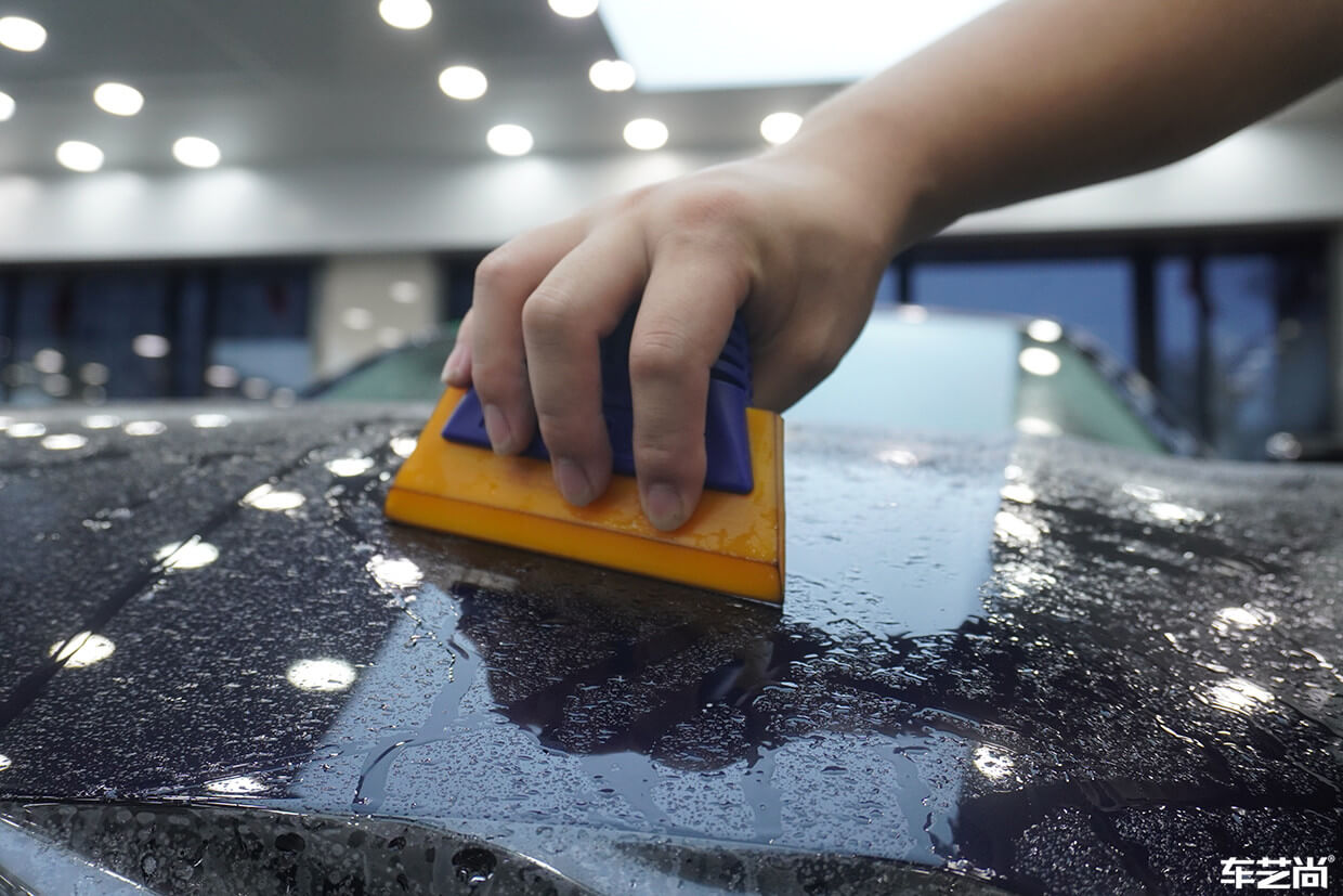 宝马3系施工隐形车衣，专车专用无痕包边（7）