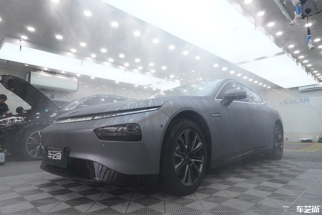 小鹏 P7极致防护，选择施工威固隐形车衣（1）