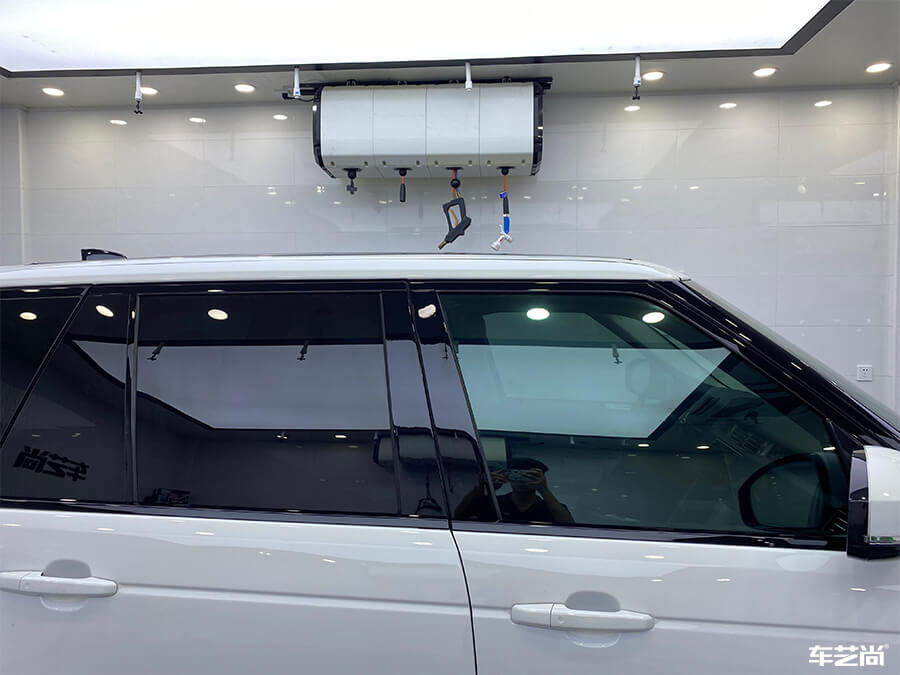 路虎揽胜施工威固隔热膜，案例展示（9）