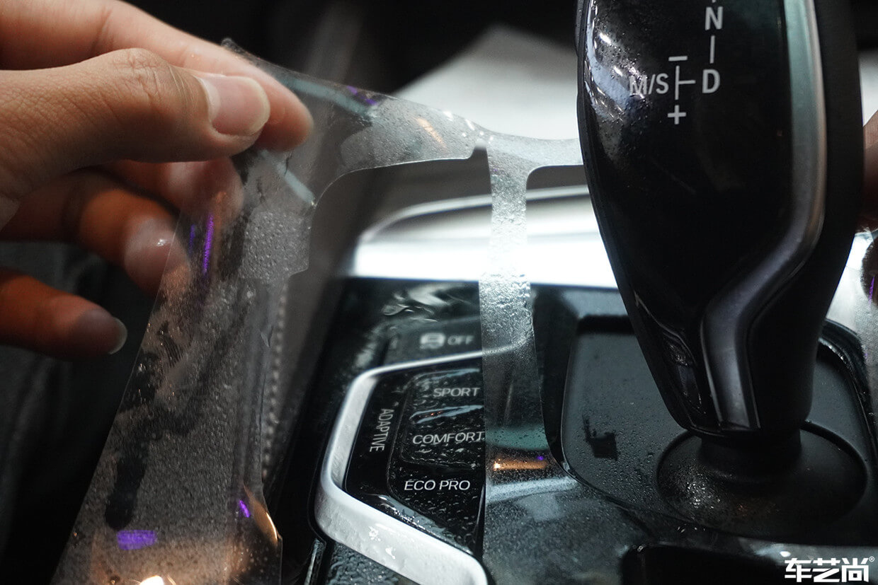 宝马3系装贴威固隐形车衣，施工流程展示（9）