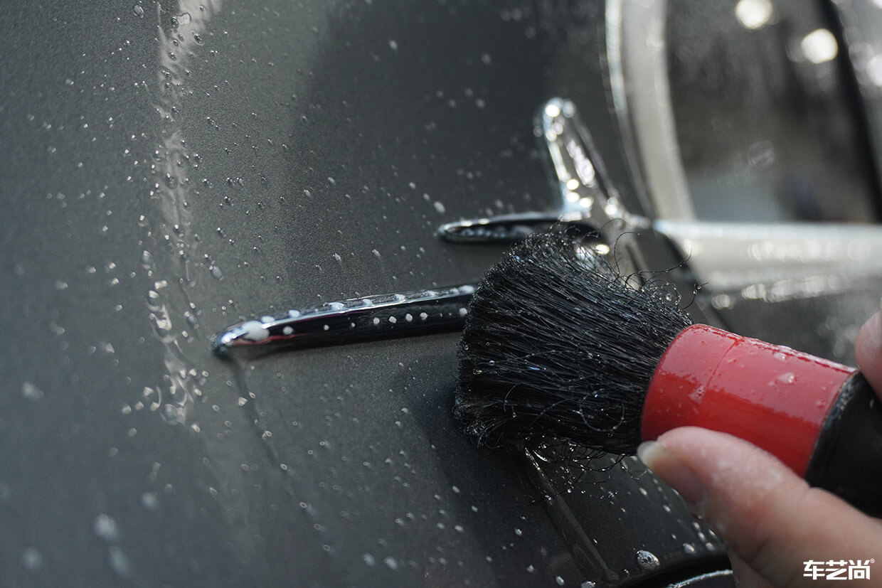 奔驰C260L施工威固隐形车衣，施工流程展示（2）