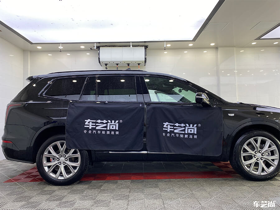 凯迪拉克装贴威固隔热膜，案例流程展示（5）