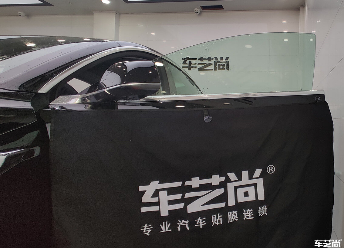 特斯拉Model 3施工威固隔热膜，多重保护（14）