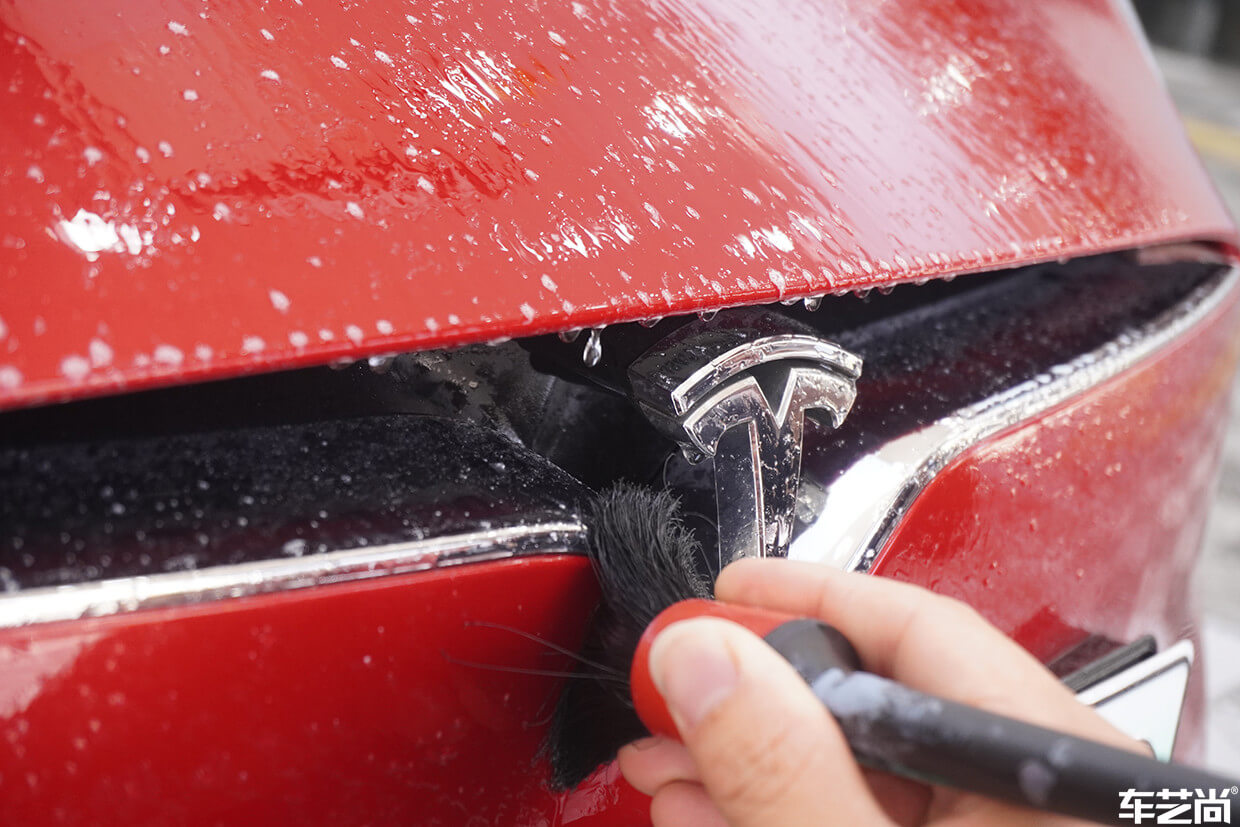 特斯拉Model S施工威固隐形车衣，专车专用极致体验（1）
