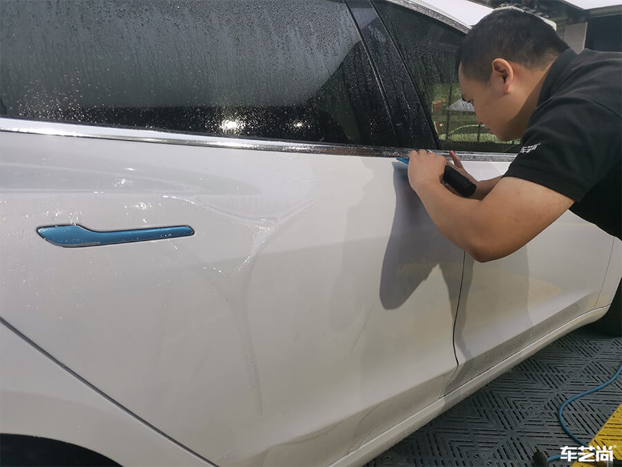 特斯拉Model 3施工罗利普斯隐形车衣案例分享（3）