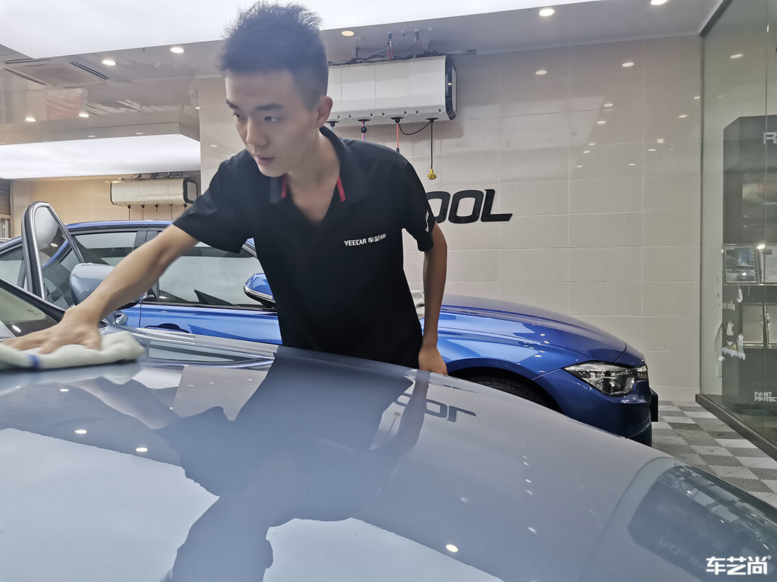 车艺尚莘庄店施工沃尔沃S90，水晶镀膜流程展示（5）