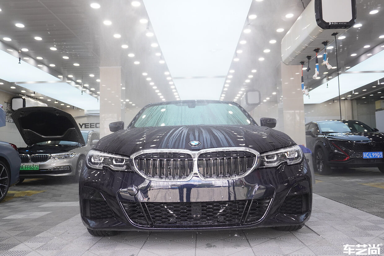 宝马3系装贴威固隐形车衣，施工流程展示（2）