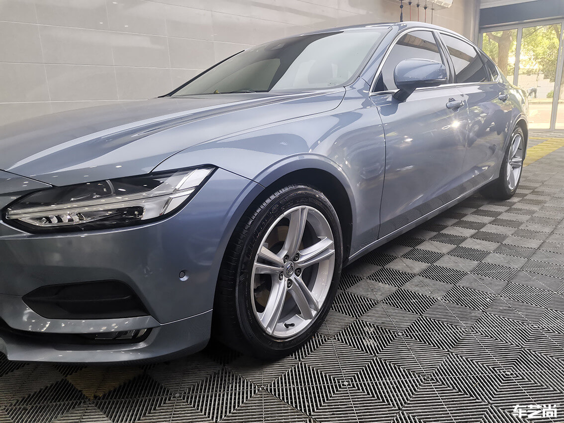 车艺尚莘庄店施工沃尔沃S90，水晶镀膜流程展示（12）