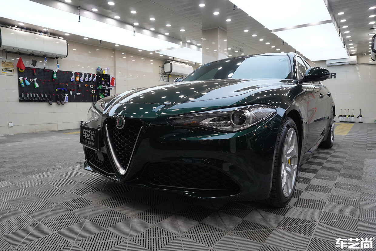 阿尔法罗密欧施工威固隐形车衣流程展示（13）