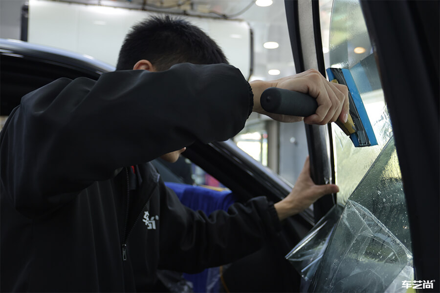 劳斯莱斯库里南装贴威固隔热膜，案例展示（7）