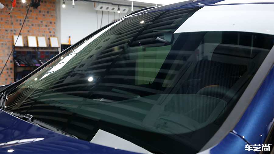 宝马X3施工威固隔热膜，保护您的驾乘安全！（16）