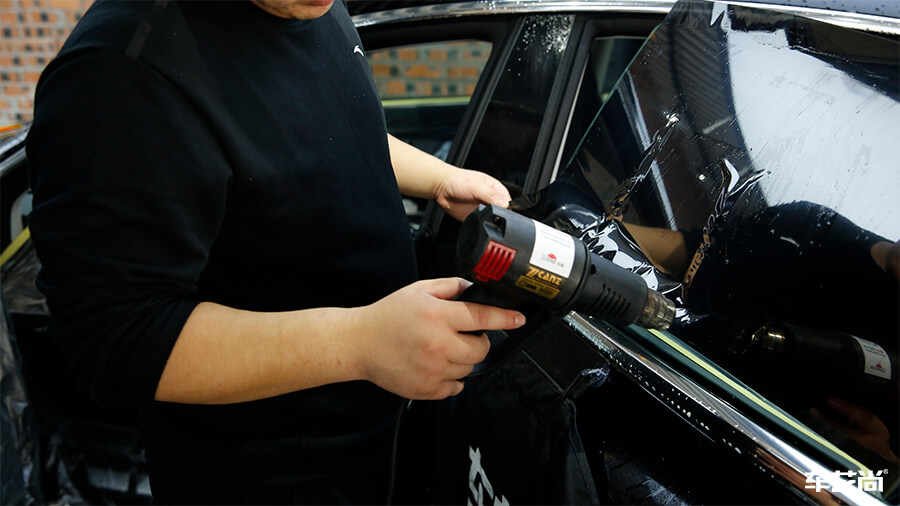 特斯拉Model 3施工威固隔热膜，施工流程展示（8）