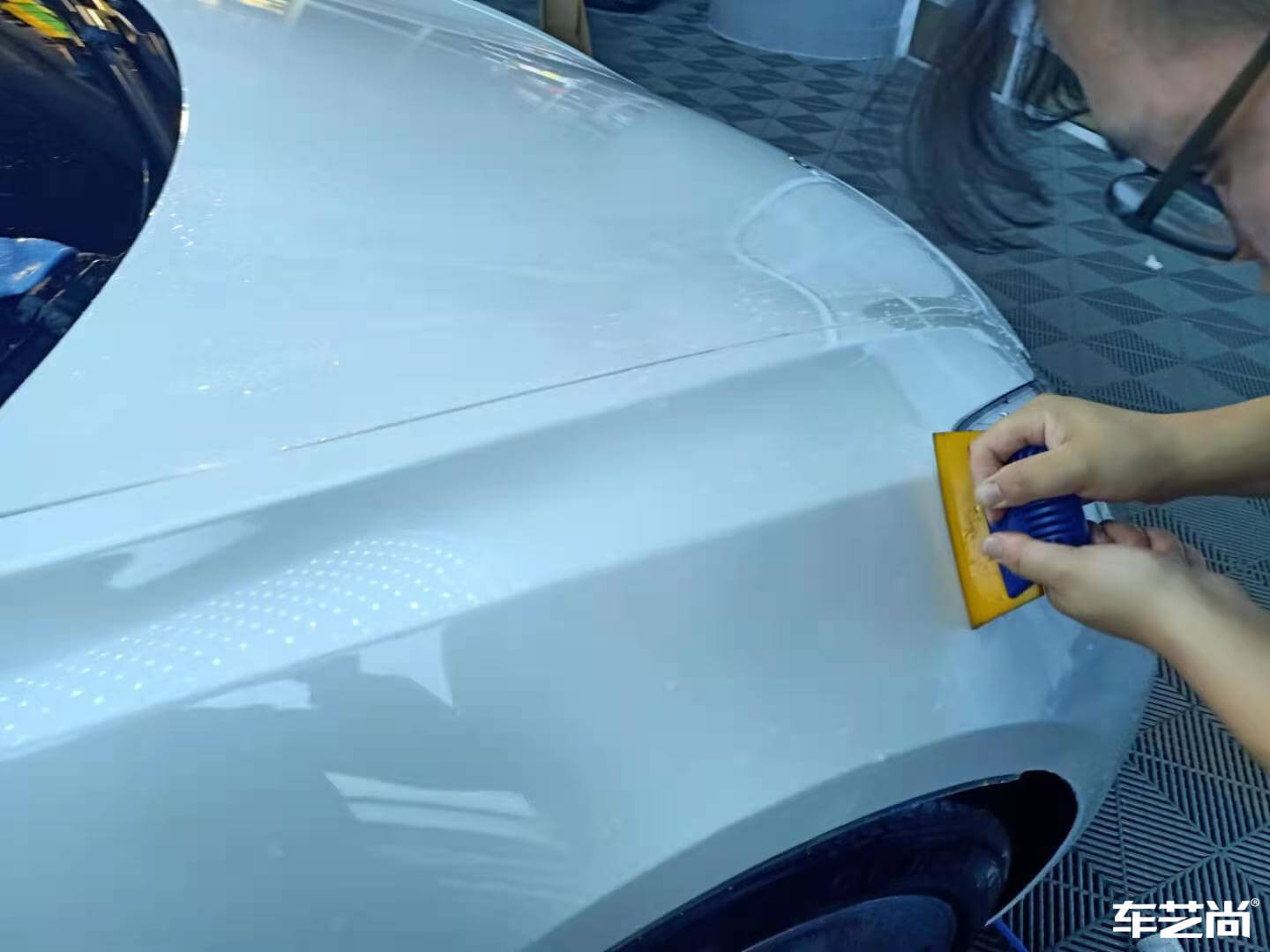 特斯拉Model 3施工威固隐形车衣，施工流程（9）