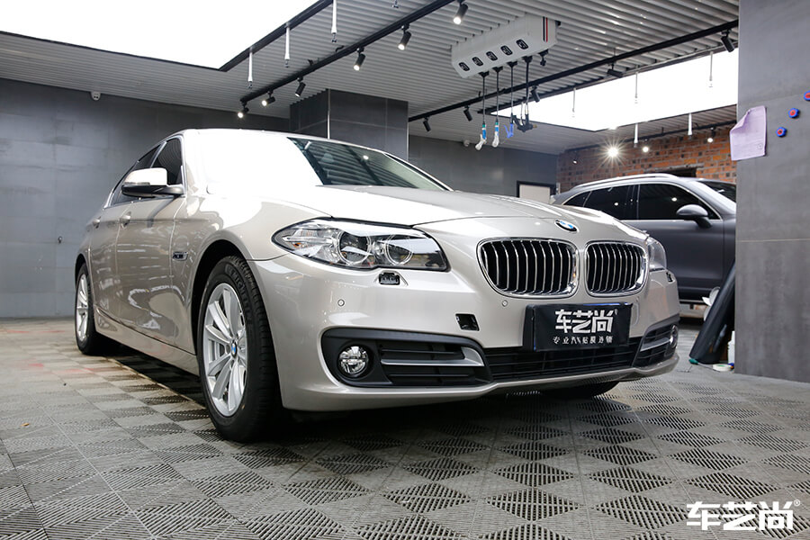 车身改色贴膜怎么样？施工流程展示（1）