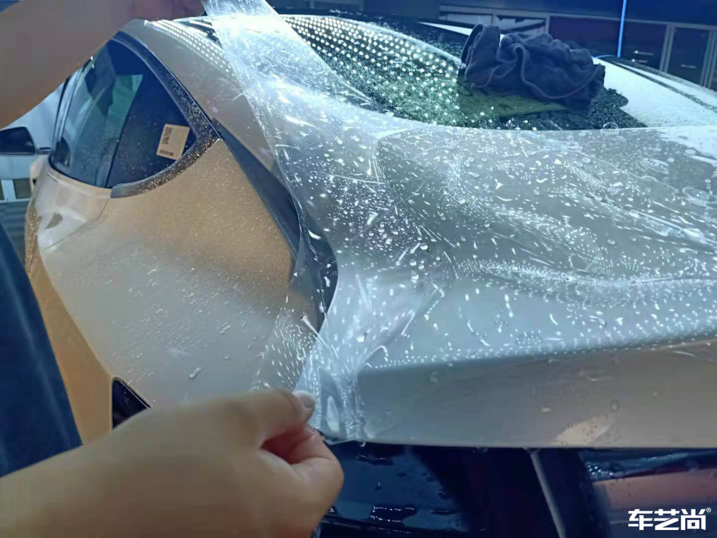 特斯拉Model 3施工威固隐形车衣，施工流程（3）