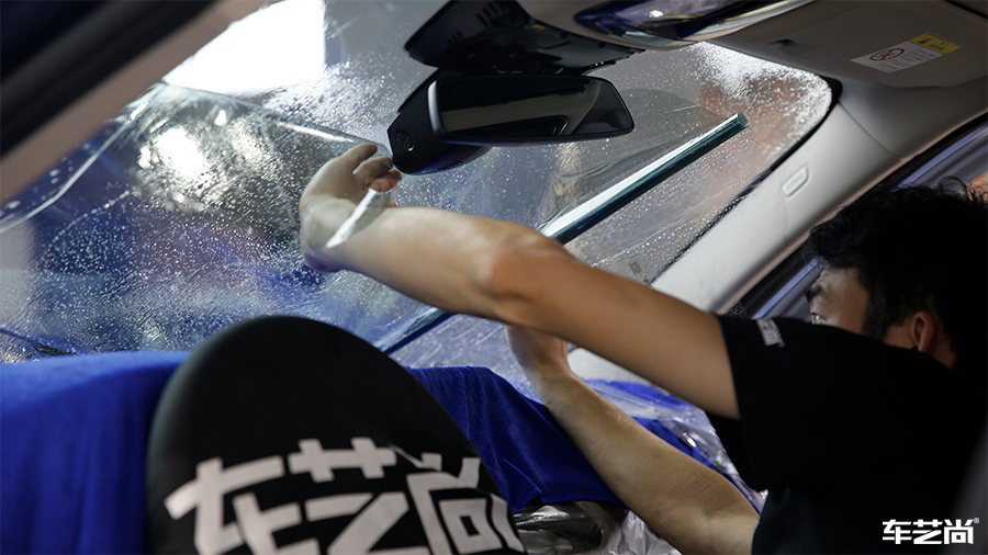 宝马X3施工威固隔热膜，保护您的驾乘安全！（8）