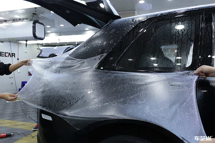 劳斯莱斯库里南装贴威固漆面保护膜，案例展示（2）