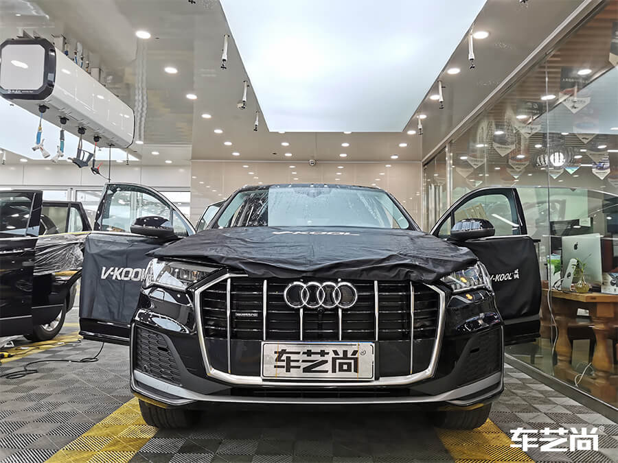 奥迪Q7装贴威固隔热膜，施工流程展示（3）