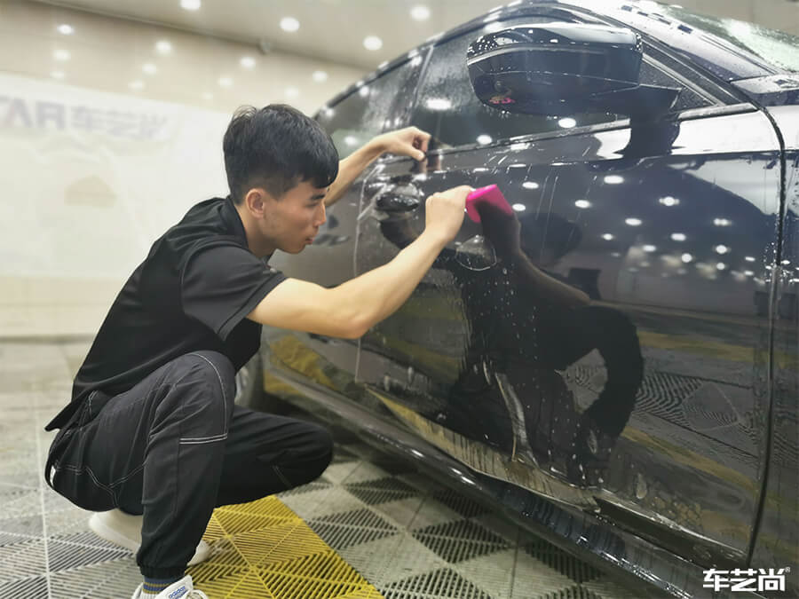 宝马3系装贴威固隐形车衣，流程展示（4）