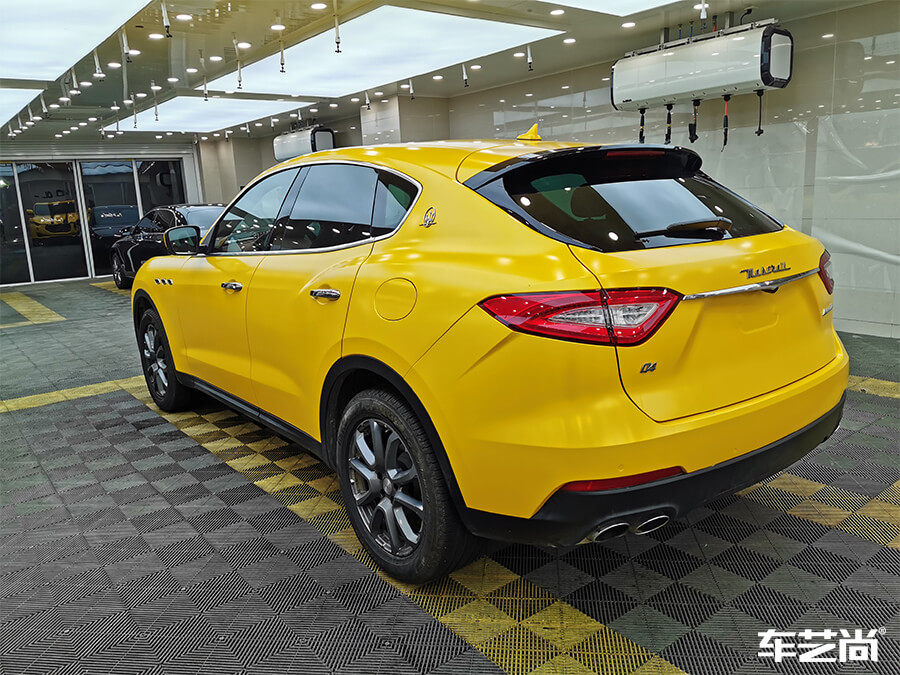 玛莎拉蒂装贴欧瑞飞（Orafol）改色膜施工流程图（12）