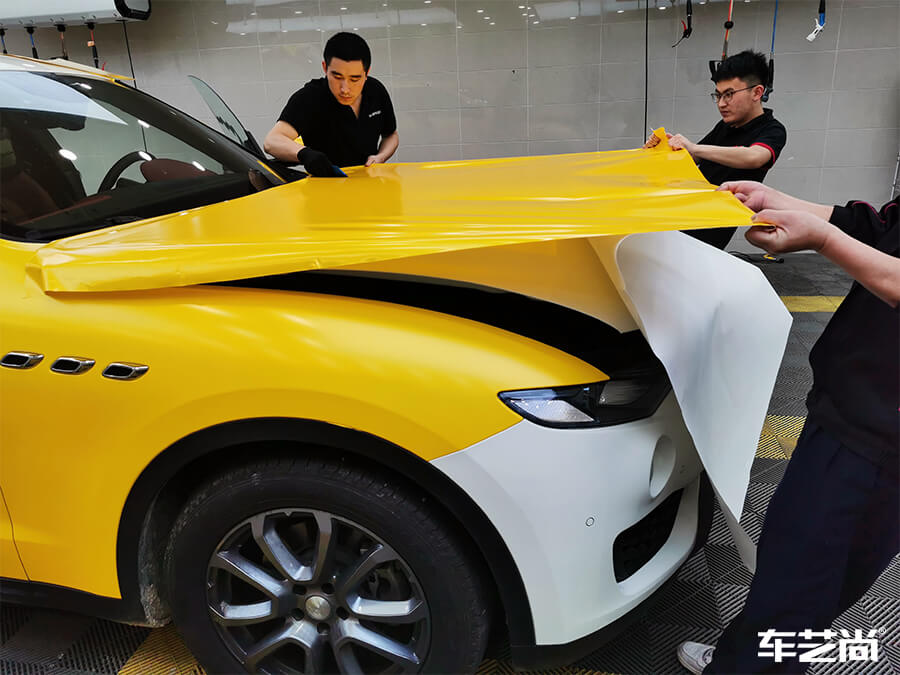 玛莎拉蒂装贴欧瑞飞（Orafol）改色膜施工流程图（4）