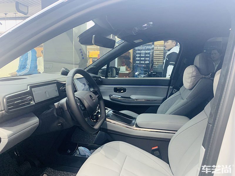 蔚来ES8施工威固隔热膜施工效果展示（图二）