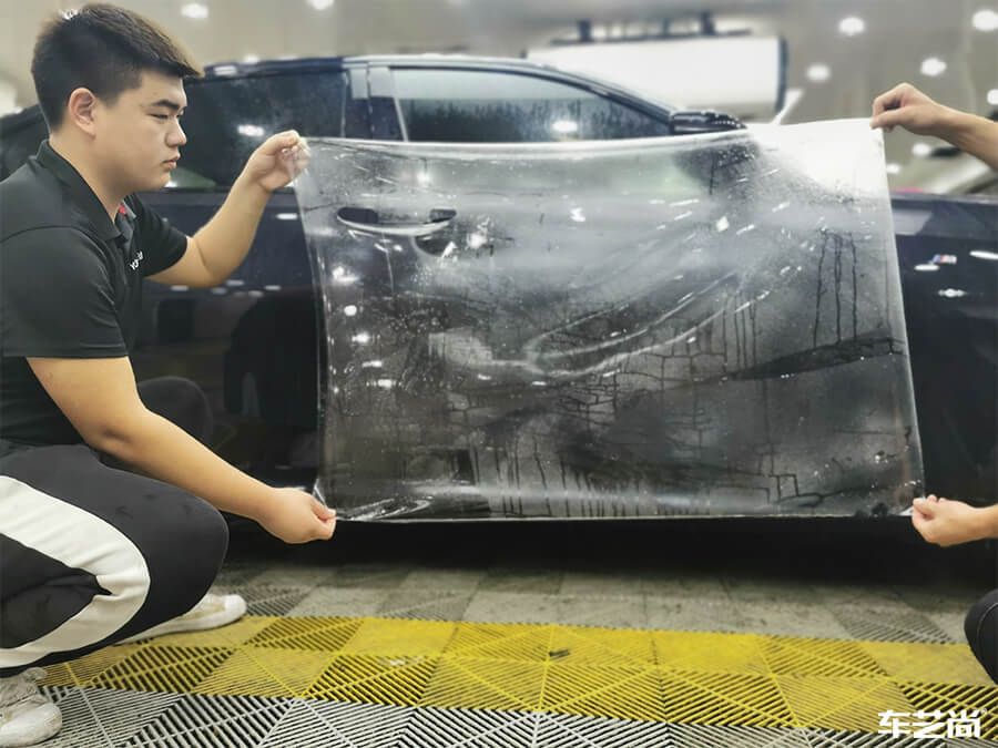 宝马3系装贴威固隐形车衣，流程展示（2）