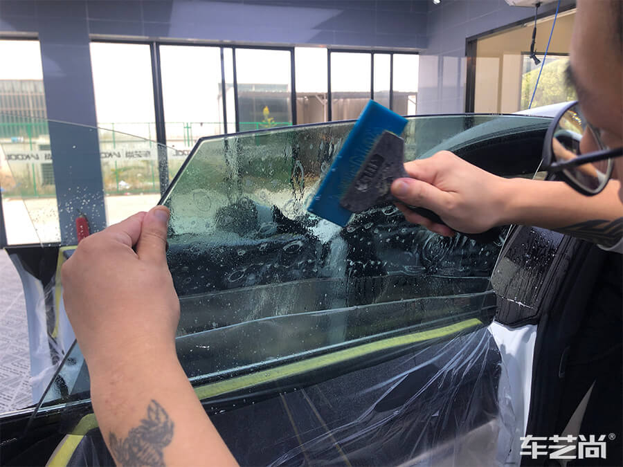 小鹏 P7极致防护，选择车艺尚施工威固隔热膜（10）