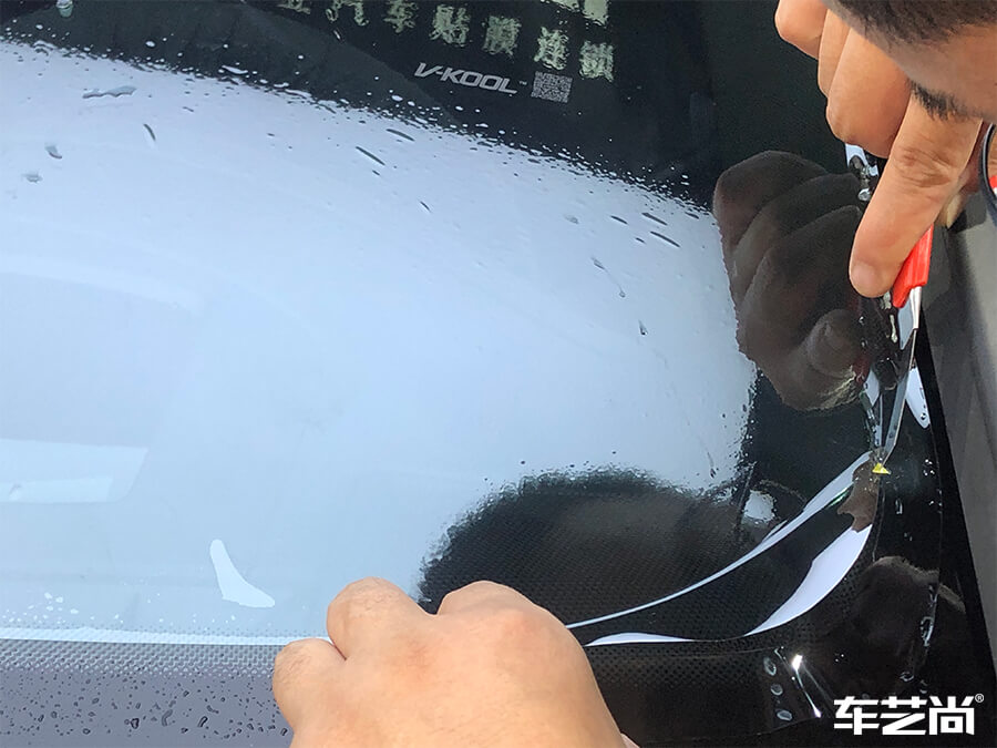 车膜为什么要先贴在外面？车艺尚精彩案例呈现（6）