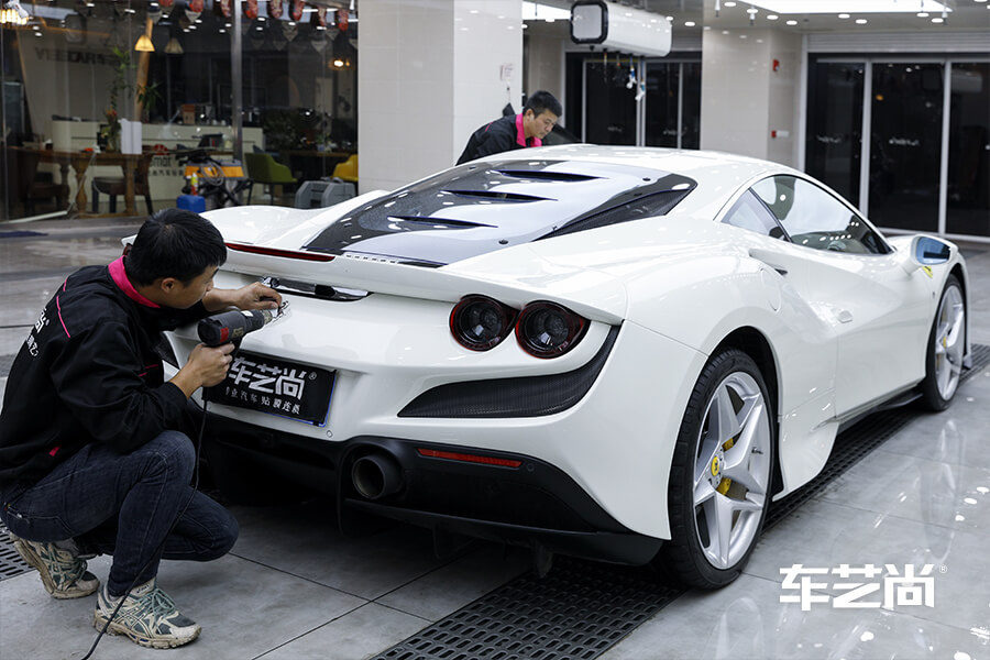 当家跑车法拉利 选择车艺尚装贴威固隐形车衣（7）