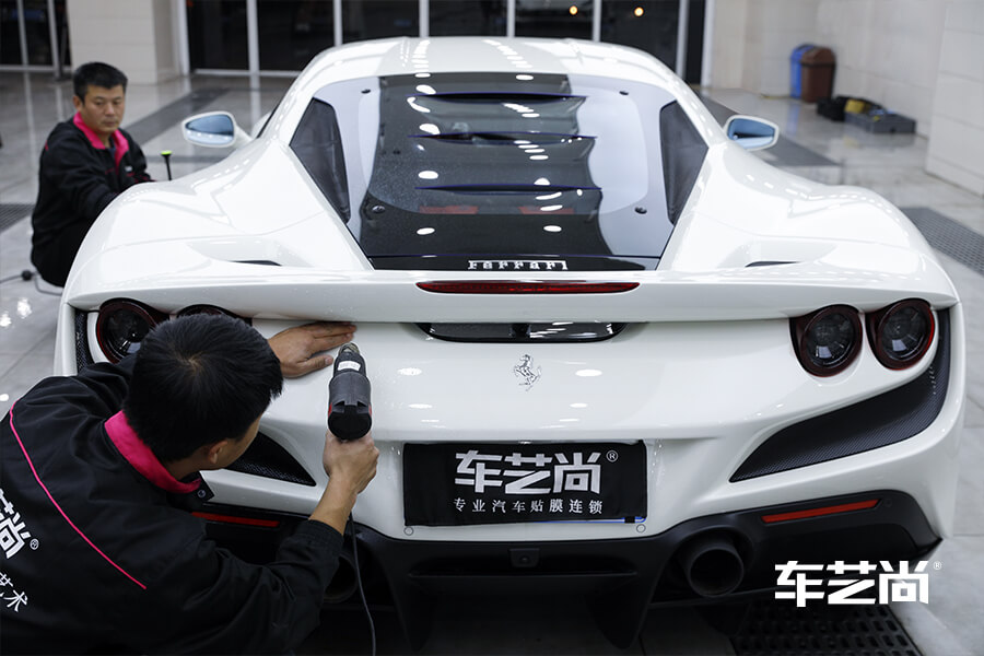 当家跑车法拉利 选择车艺尚装贴威固隐形车衣（6）