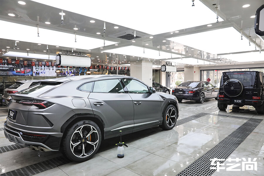 兰博基尼URUS装贴威固隐形车衣流程（17）