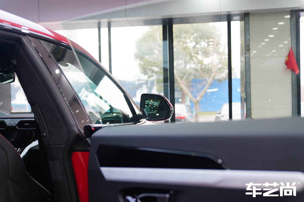 兰博基尼URUS装贴威固隔热膜—车艺尚汽车贴膜（24）