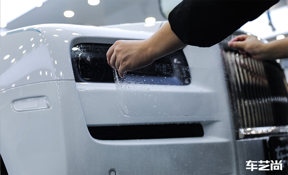 劳斯莱斯库里南施工隐形车衣和玻璃膜 案例分享（1）