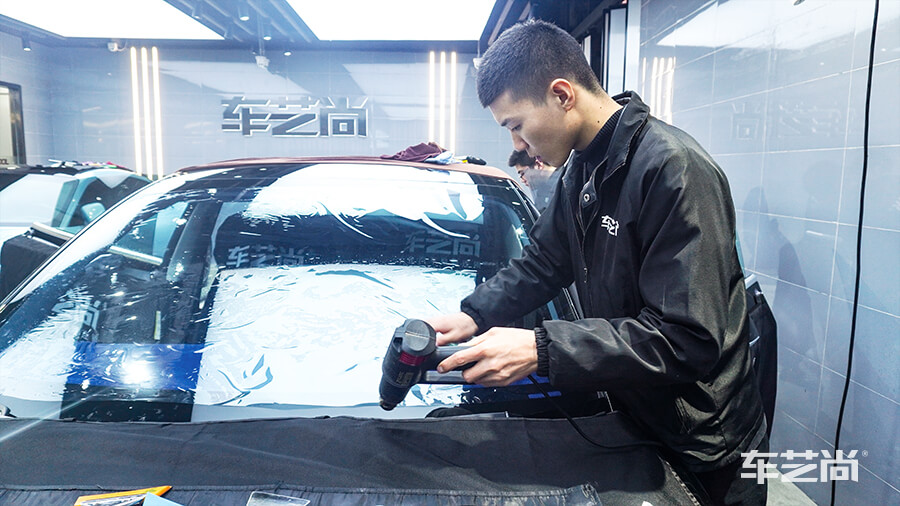 特斯拉Model 3选择车艺尚施工威固隔热膜施工案例（3）