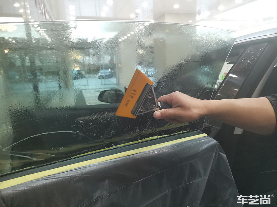 特斯拉Model 3施工威固隔热膜过程展示（图十三）