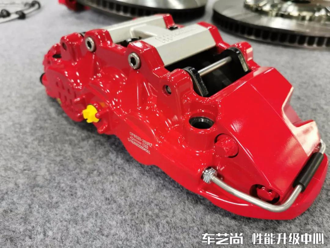 AP卡钳与布雷博刹车片刹车盘究竟好在哪儿呢1