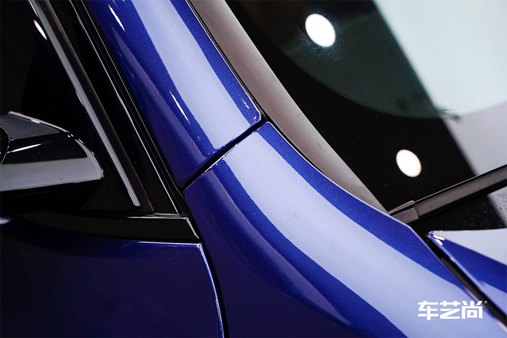 宝马X3装贴威固隐形车衣施工流程展示（11）