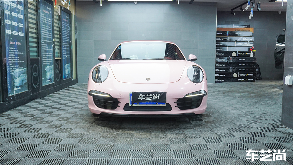 保时捷911装贴威固隔热膜，施工流程展示（10）