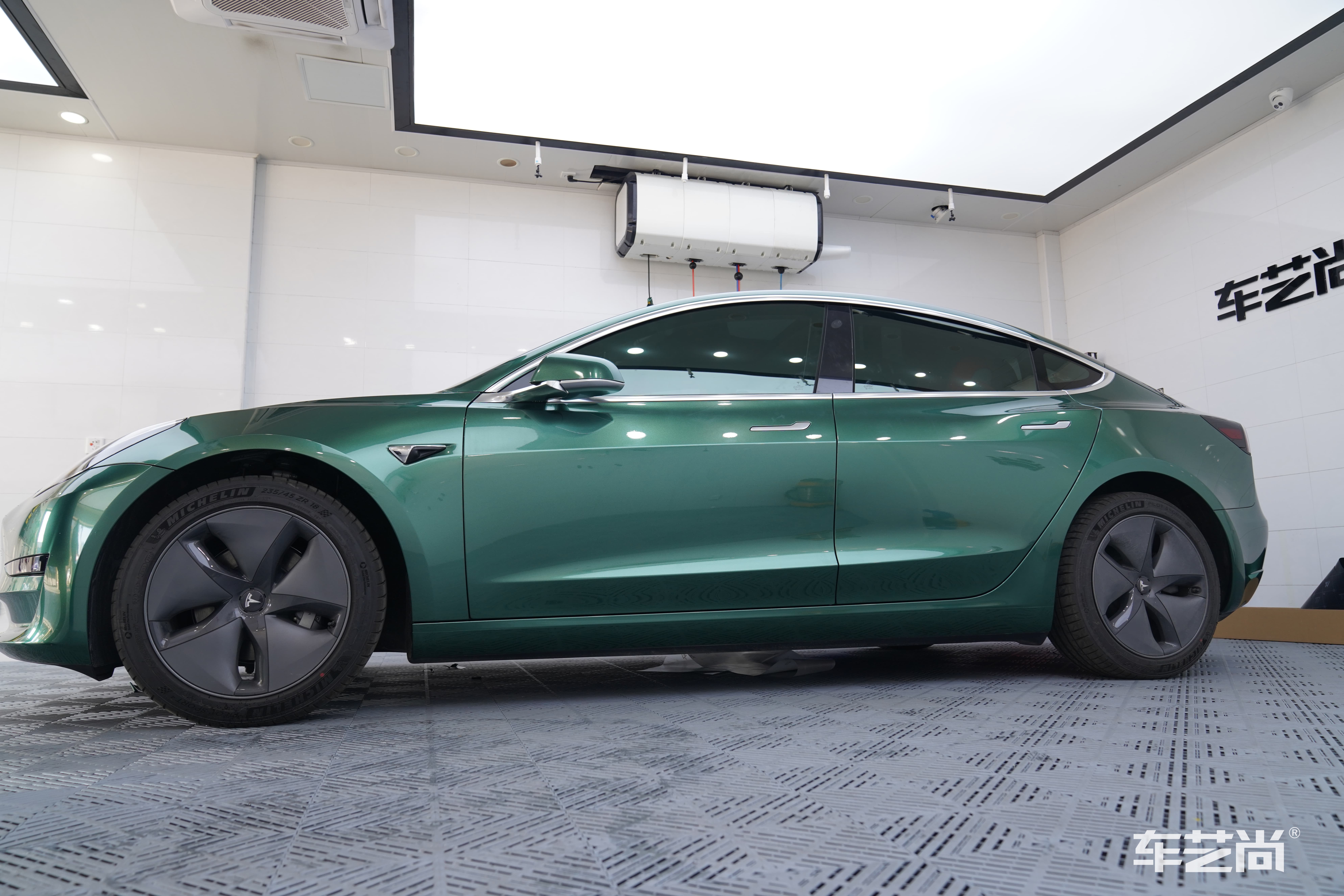 特斯拉会选择什么颜色的改色膜？