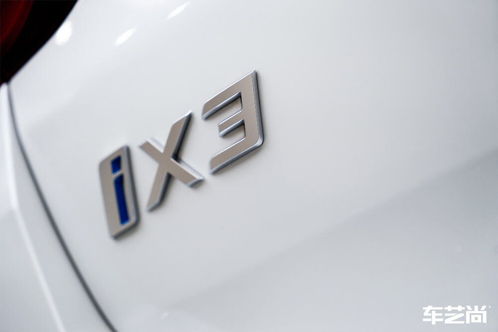 宝马iX3装贴威固隐形车衣全车装贴，流程展示（13）