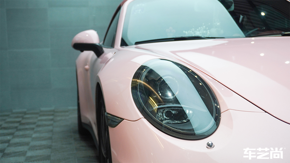 保时捷911装贴威固隔热膜，施工流程展示（8）