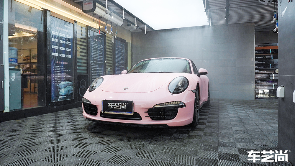 保时捷911装贴威固隔热膜，施工流程展示（1）