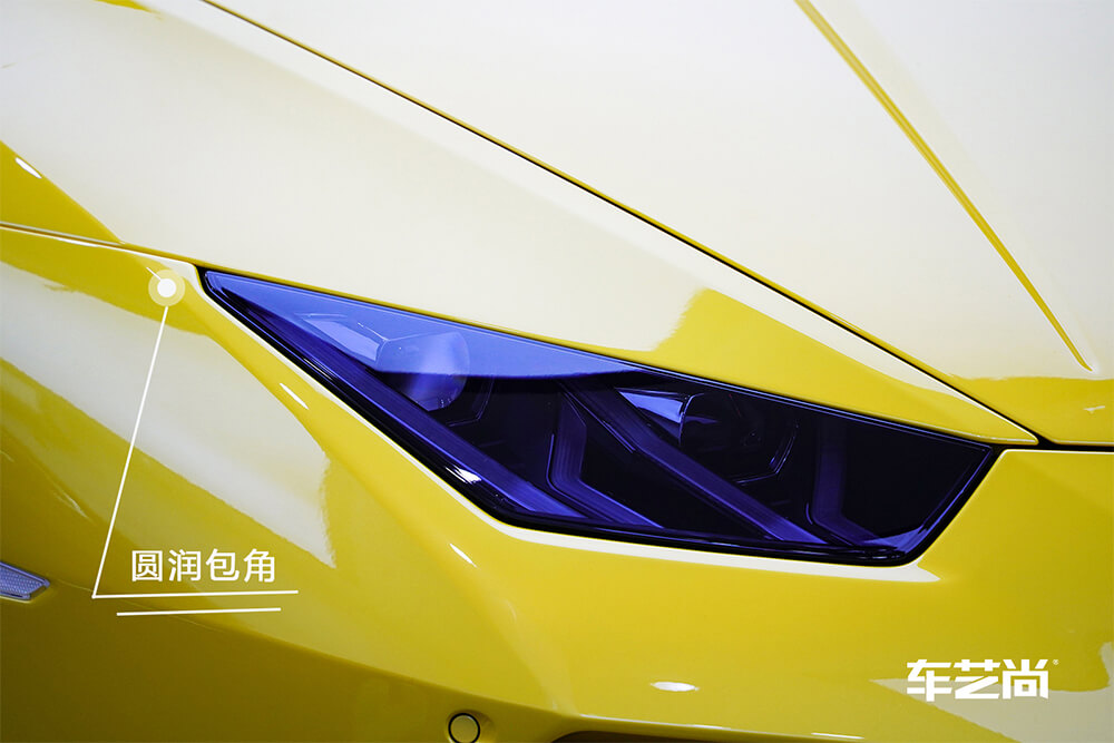 兰博基尼URUS装贴威固隐形车衣施工流程（6）