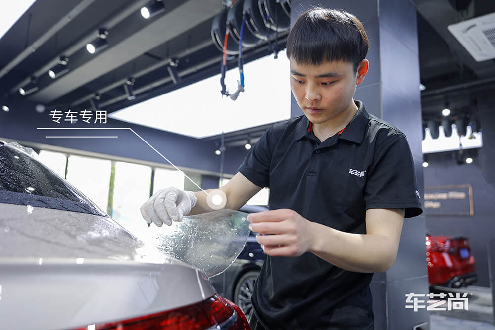 红旗H9施工威固漆面保护膜施工过程（图七）