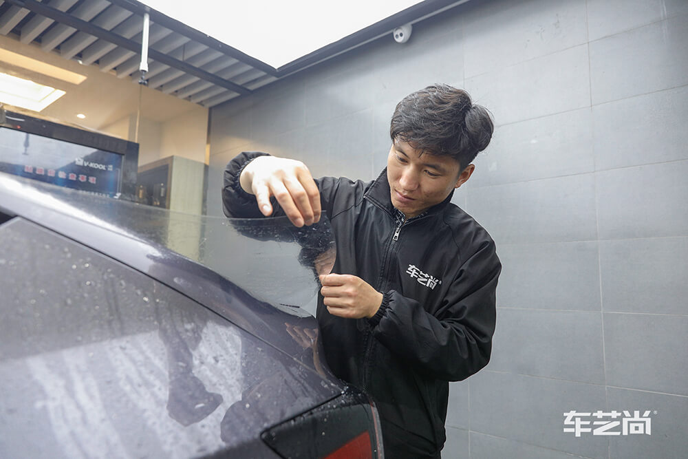 特斯拉Model Y施工威固漆面保护膜施工过程展示（图六）